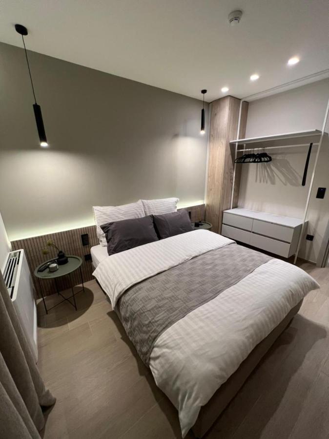 8 Blocks Apartments Alexandroupolis Buitenkant foto