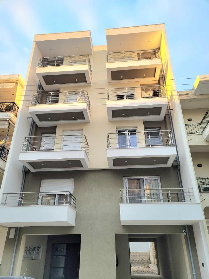 8 Blocks Apartments Alexandroupolis Buitenkant foto