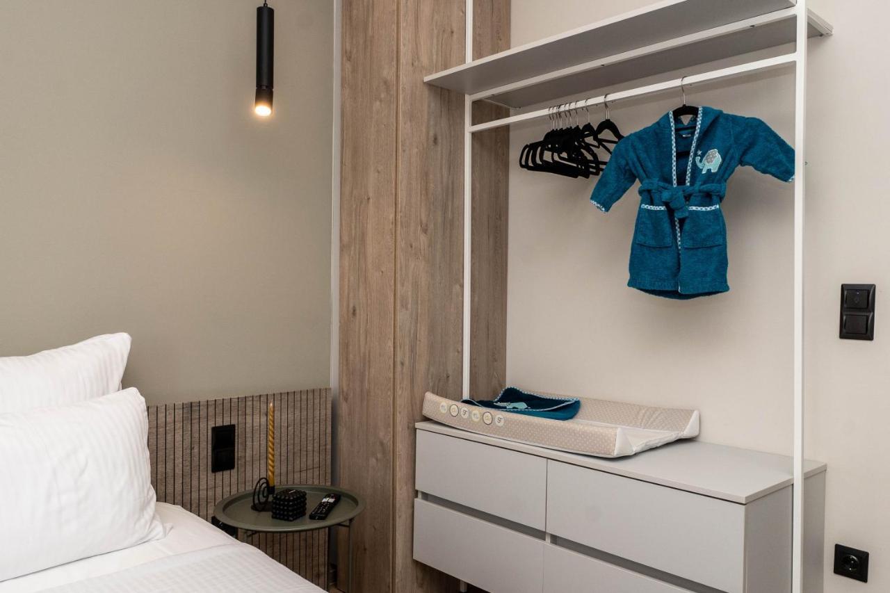8 Blocks Apartments Alexandroupolis Buitenkant foto