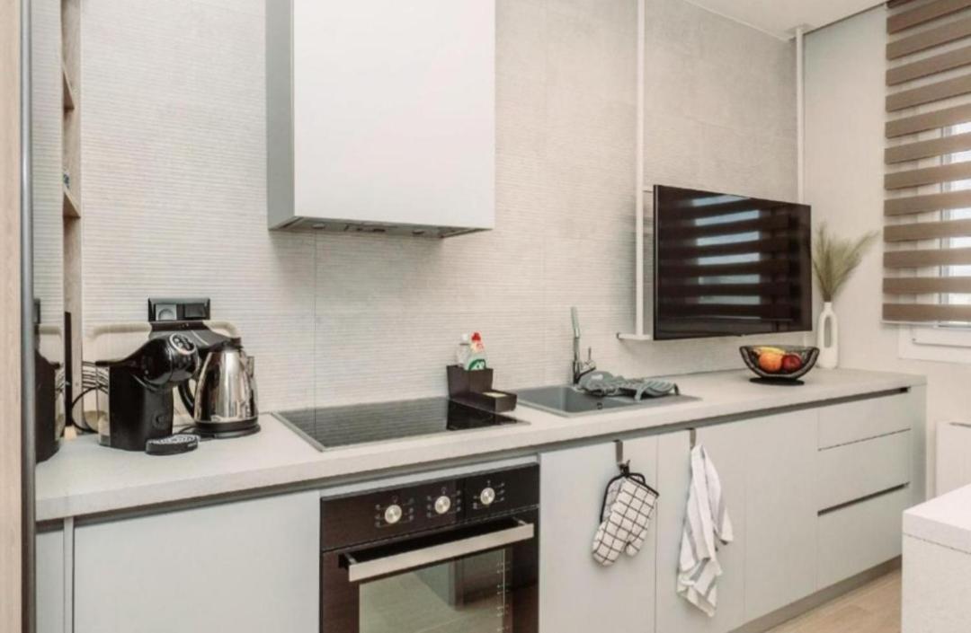 8 Blocks Apartments Alexandroupolis Buitenkant foto