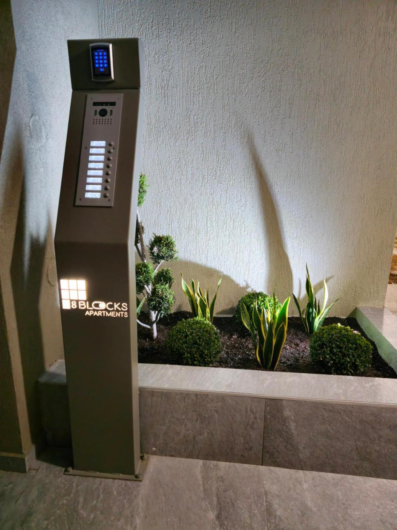 8 Blocks Apartments Alexandroupolis Buitenkant foto