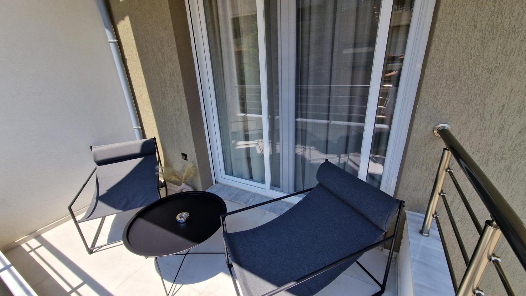 8 Blocks Apartments Alexandroupolis Buitenkant foto